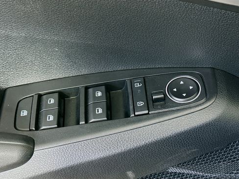 Used 2026 Kia Seltos LX AWD/4WD image 15