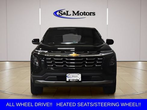 Used 2026 Chevrolet Equinox LT AWD/4WD image 2