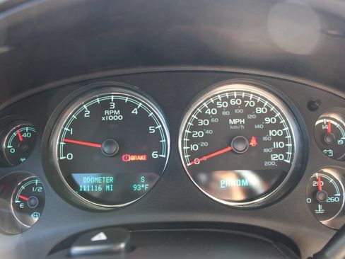 Used 2013 GMC Yukon SLT AWD/4WD image 29