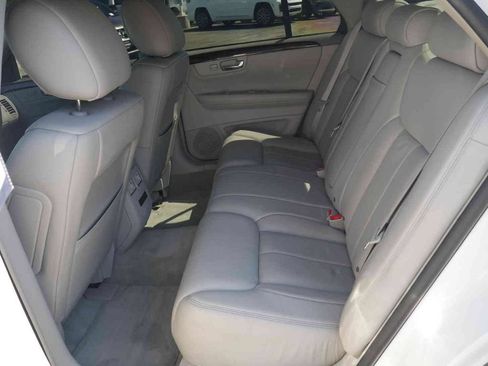 Used 2011 Cadillac DTS Premium FWD image 10
