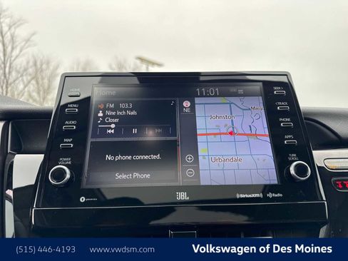 Used 2022 Toyota Camry XSE w/ Navigation Package image 17