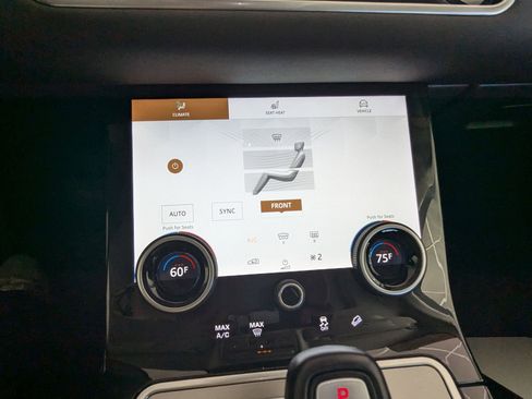 Used 2023 Land Rover Range Rover Evoque SE image 28