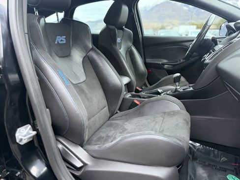 Used 2016 Ford Focus RS image 19