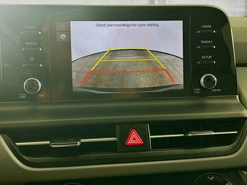 Used 2026 Kia Seltos LX FWD image 22