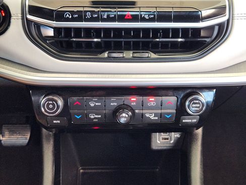Used 2025 Jeep Compass Limited AWD/4WD image 20