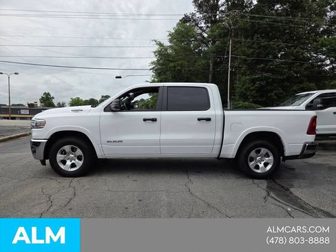 Used 2025 RAM 1500 Big Horn AWD/4WD image 3