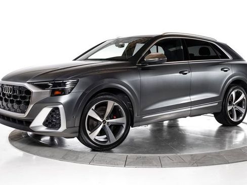 Used 2024 Audi SQ8 Prestige AWD/4WD image 1