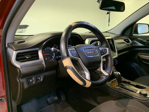 Used 2018 GMC Acadia SLE AWD/4WD image 15