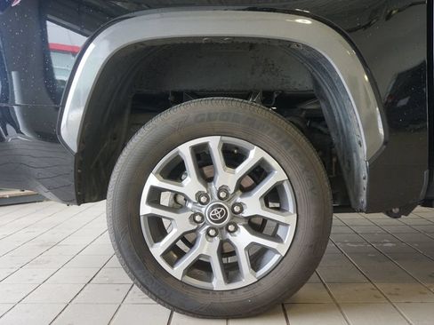 Used 2023 Toyota Tundra 1794 Edition AWD/4WD image 32