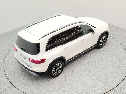 Used 2025 Mercedes-Benz GLB 250 image 26