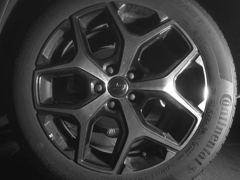 Used 2025 Jeep Compass Limited image 14