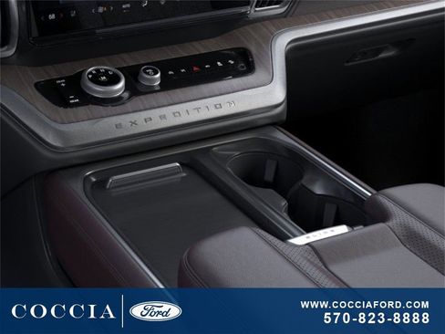 New 2025 Ford Expedition Platinum w/ Platinum Ultimate Package image 15