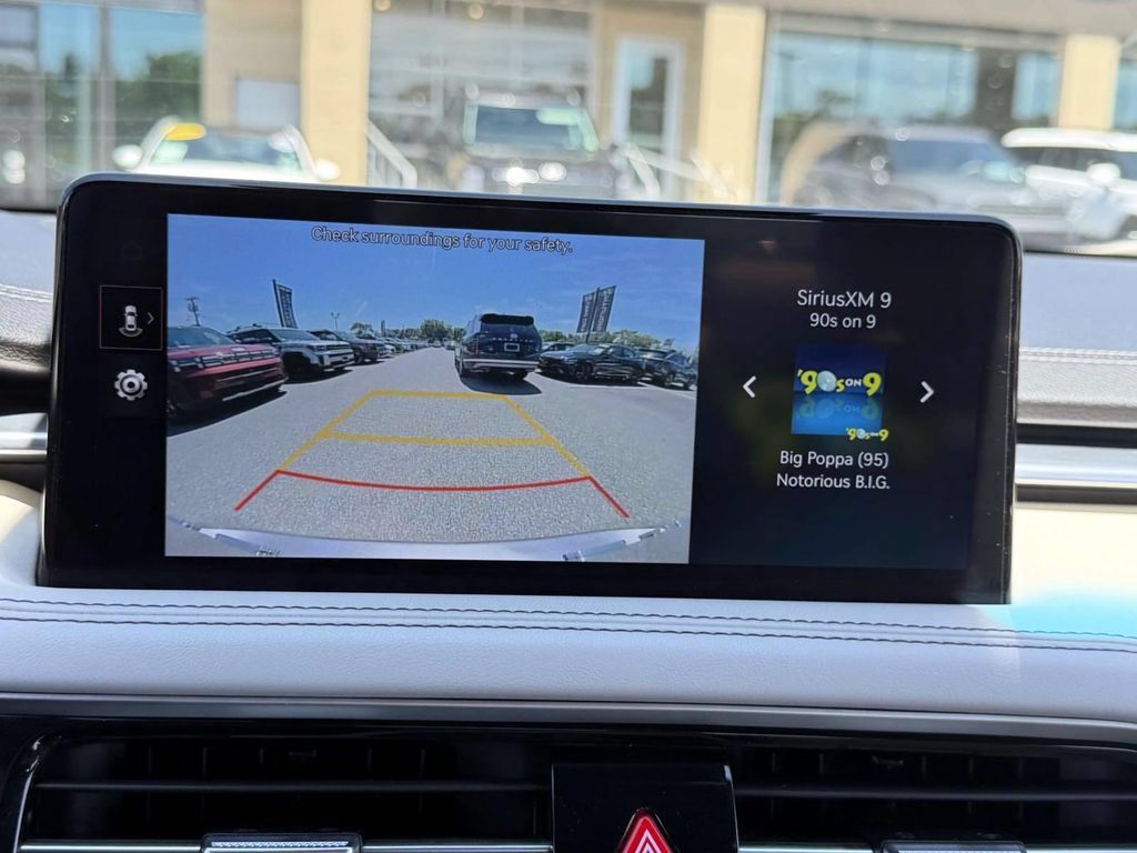 Certified 2025 Genesis G70 2.5T AWD/4WD image 25