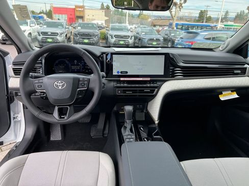New 2026 Toyota Camry XLE image 18