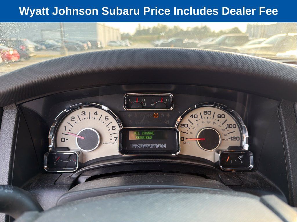 Used 2013 Ford Expedition Limited RWD image 23