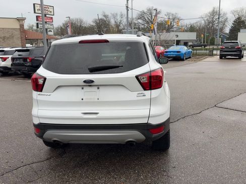 Used 2019 Ford Escape SEL AWD/4WD image 10
