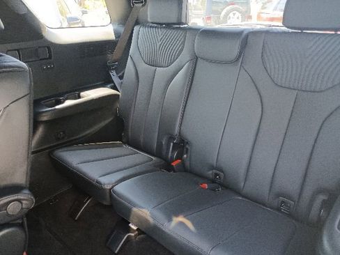 Used 2023 Hyundai Palisade Calligraphy w/ Cargo Package FWD image 10