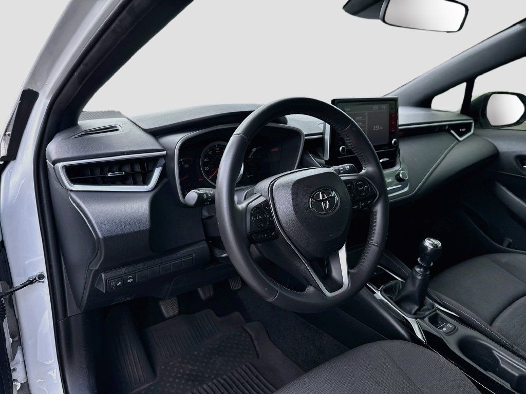 Used 2022 Toyota Corolla SE FWD image 9