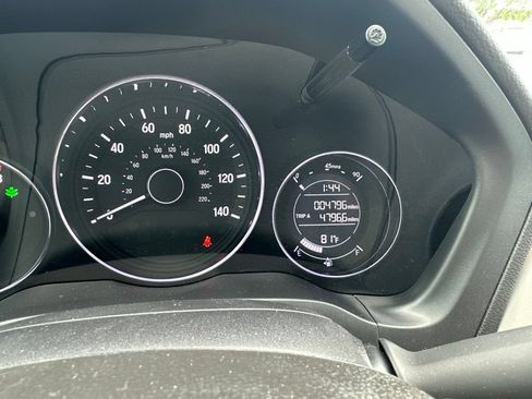 Used 2021 Honda HR-V LX image 27
