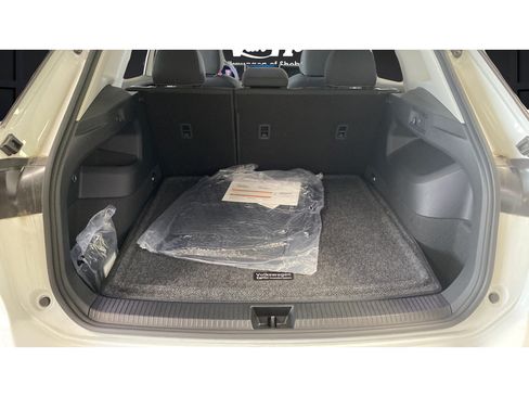 Used 2026 Volkswagen Tiguan S FWD image 25
