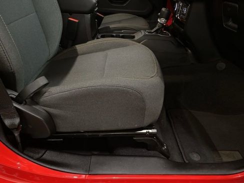 Used 2025 Jeep Wrangler Unlimited Sahara w/ Safety Group image 81