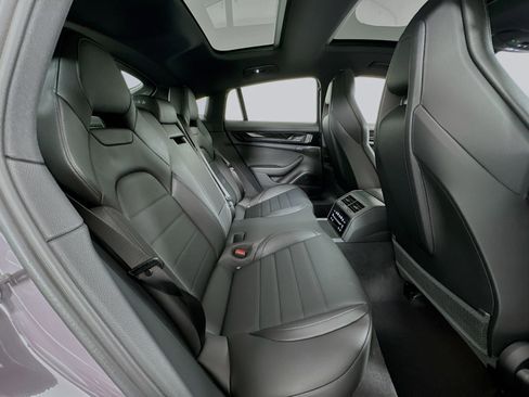 New 2025 Porsche Panamera image 26