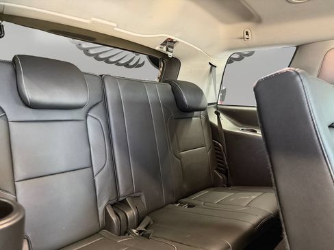 Used 2019 Chevrolet Tahoe LT w/ RST Edition RWD image 25