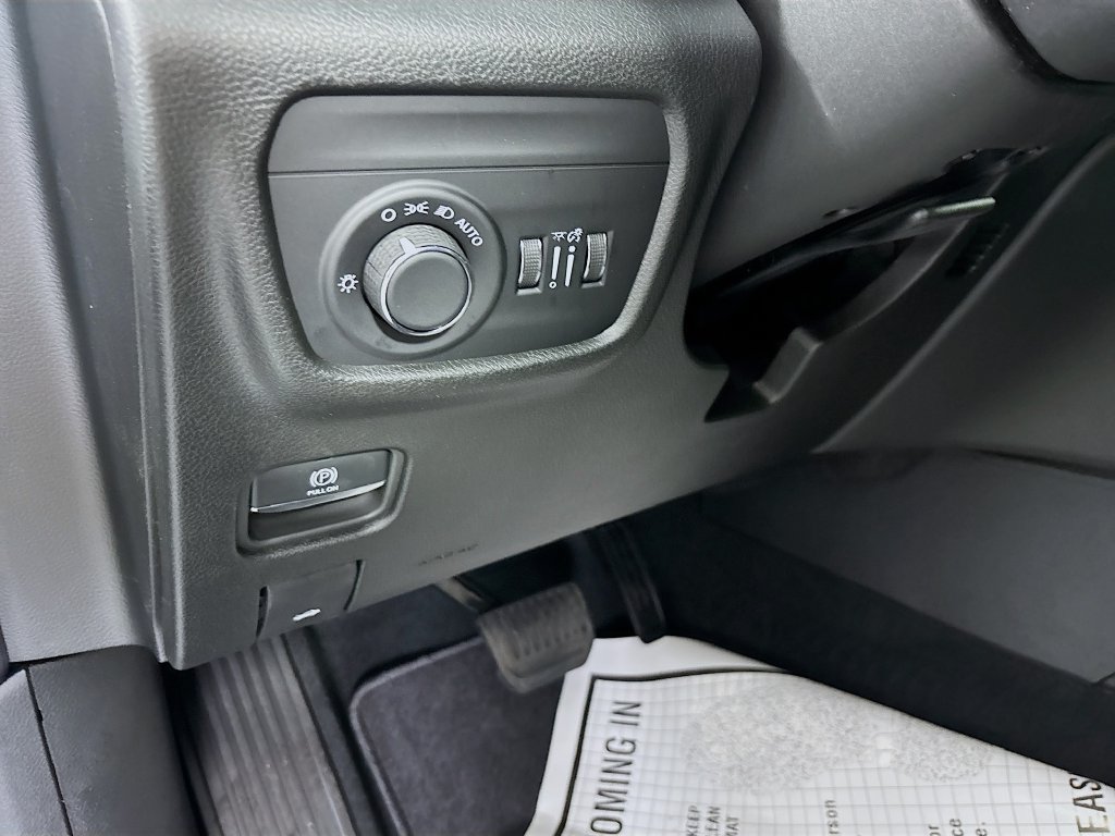 New 2026 Jeep Grand Cherokee Laredo AWD/4WD image 10