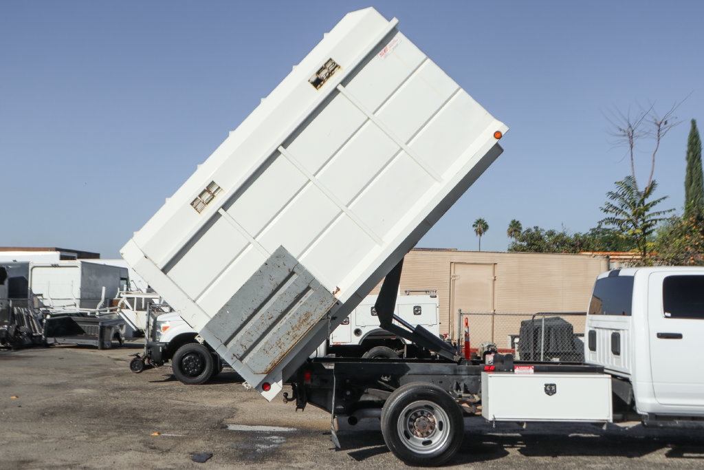 Used 2020 RAM 5500 Tradesman w/ Chrome Appearance Group AWD/4WD image 12