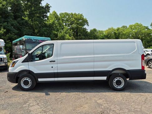 New 2026 Ford Transit 250 Low Roof w/ Load Area Protection Package RWD image 8