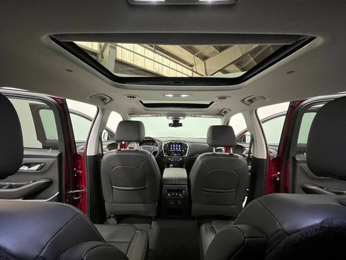 Used 2020 Chevrolet Traverse RS image 26