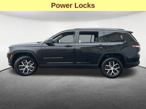 Used 2023 Jeep Grand Cherokee L Limited image 6