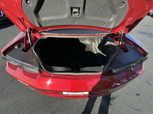 Used 2021 Chevrolet Camaro LT image 22