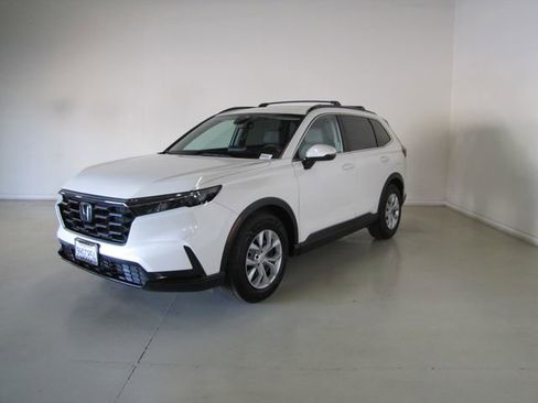 Used 2023 Honda CR-V LX image 1