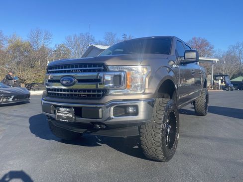 Used 2018 Ford F150 XLT image 1
