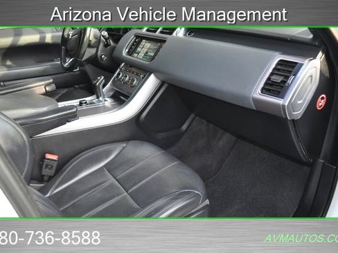 Used 2015 Land Rover Range Rover Sport HSE image 14