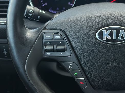Used 2014 Kia Forte EX w/ Premium Package FWD image 11