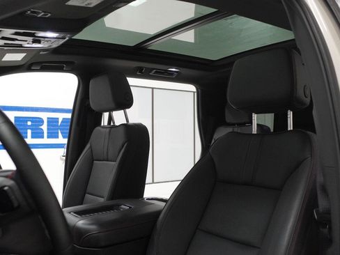 Used 2024 Chevrolet Tahoe RST w/ Luxury Package RWD image 6