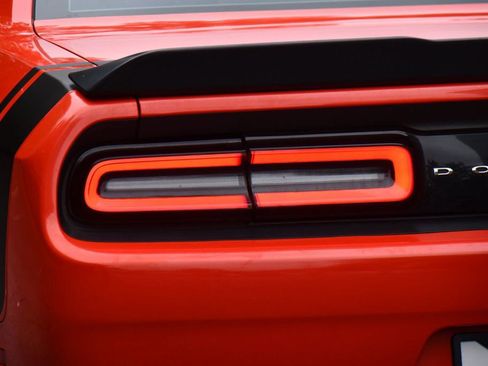 Used 2017 Dodge Challenger R/T Scat Pack image 6