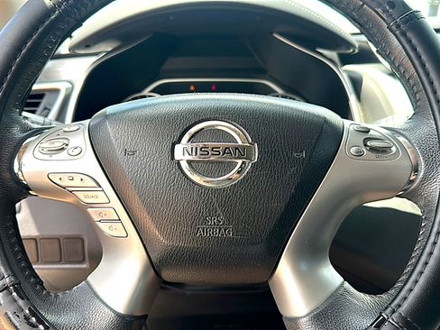 Used 2015 Nissan Murano SV FWD image 10