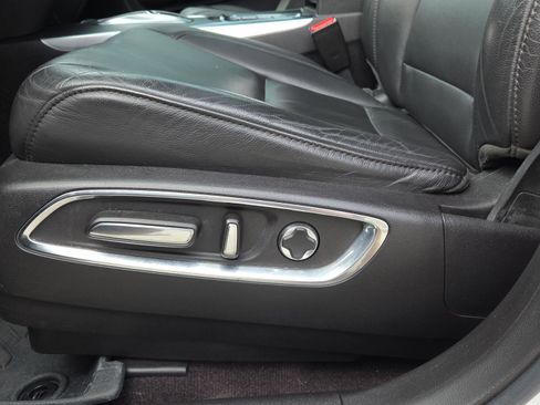 Used 2020 Acura MDX FWD image 22