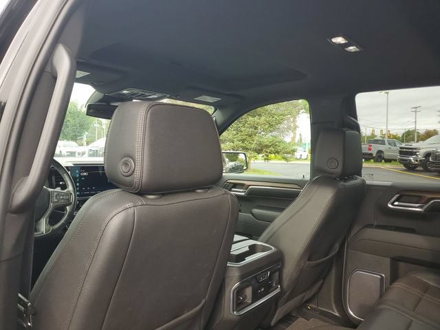 Certified 2024 Chevrolet Silverado 1500 High Country AWD/4WD image 9