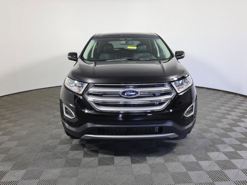 Used 2018 Ford Edge Titanium image 2