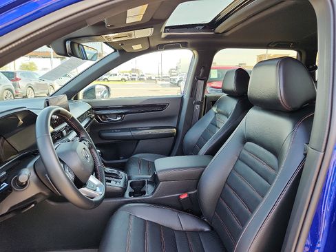Used 2025 Honda CR-V Sport Touring image 12
