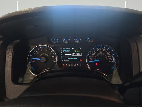 Used 2014 Ford F150 XLT w/ Equipment Group 302A Luxury AWD/4WD image 17