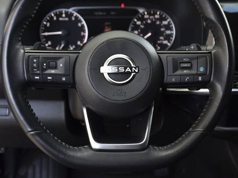 Used 2023 Nissan Pathfinder SV FWD image 7