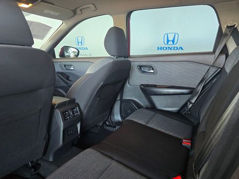 Used 2022 Nissan Rogue SV FWD image 23