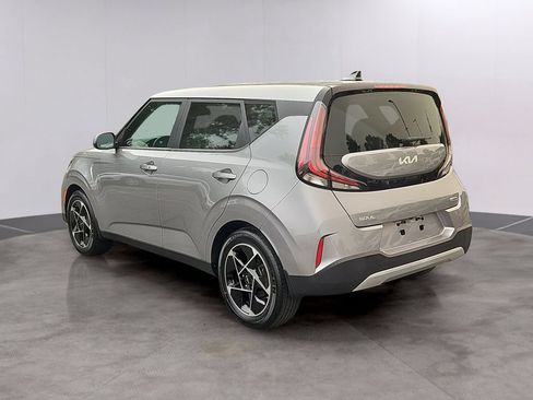 Certified 2023 Kia Soul EX FWD image 6