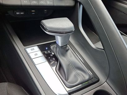 Certified 2025 Hyundai Elantra SE