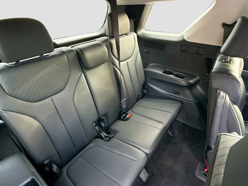 Used 2025 Hyundai Palisade SEL image 27